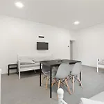Na Salamoune Hostel *