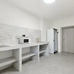 Na Salamoune Hostel *