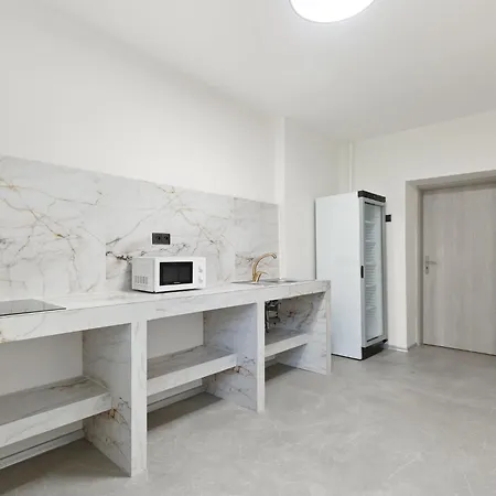 Na Salamoune Hostel *