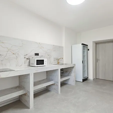 Hostel Na Salamoune *