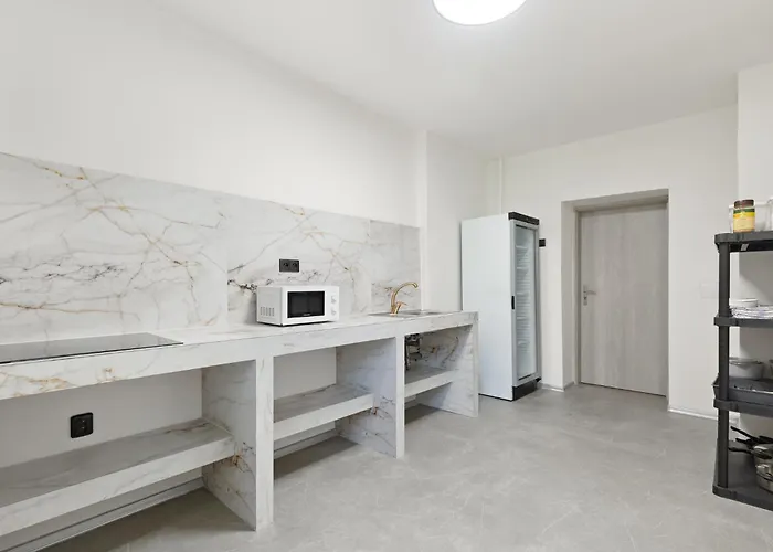 Na Salamoune Hostel *