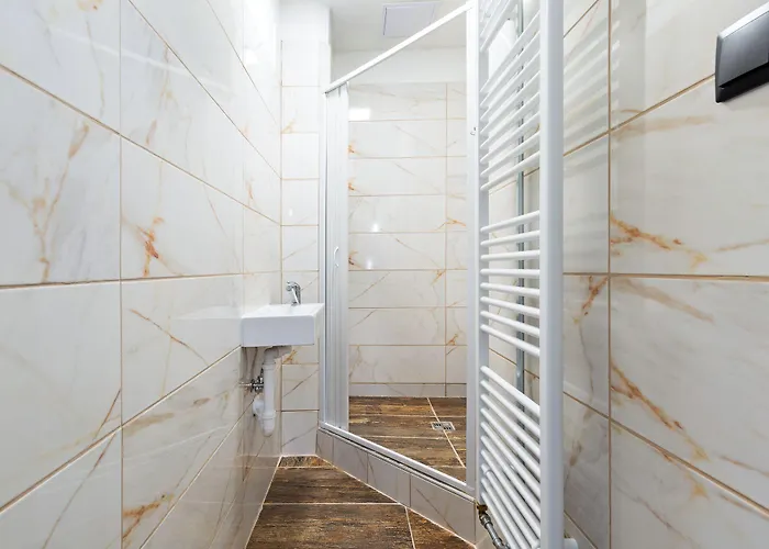 Na Salamoune Hostel *